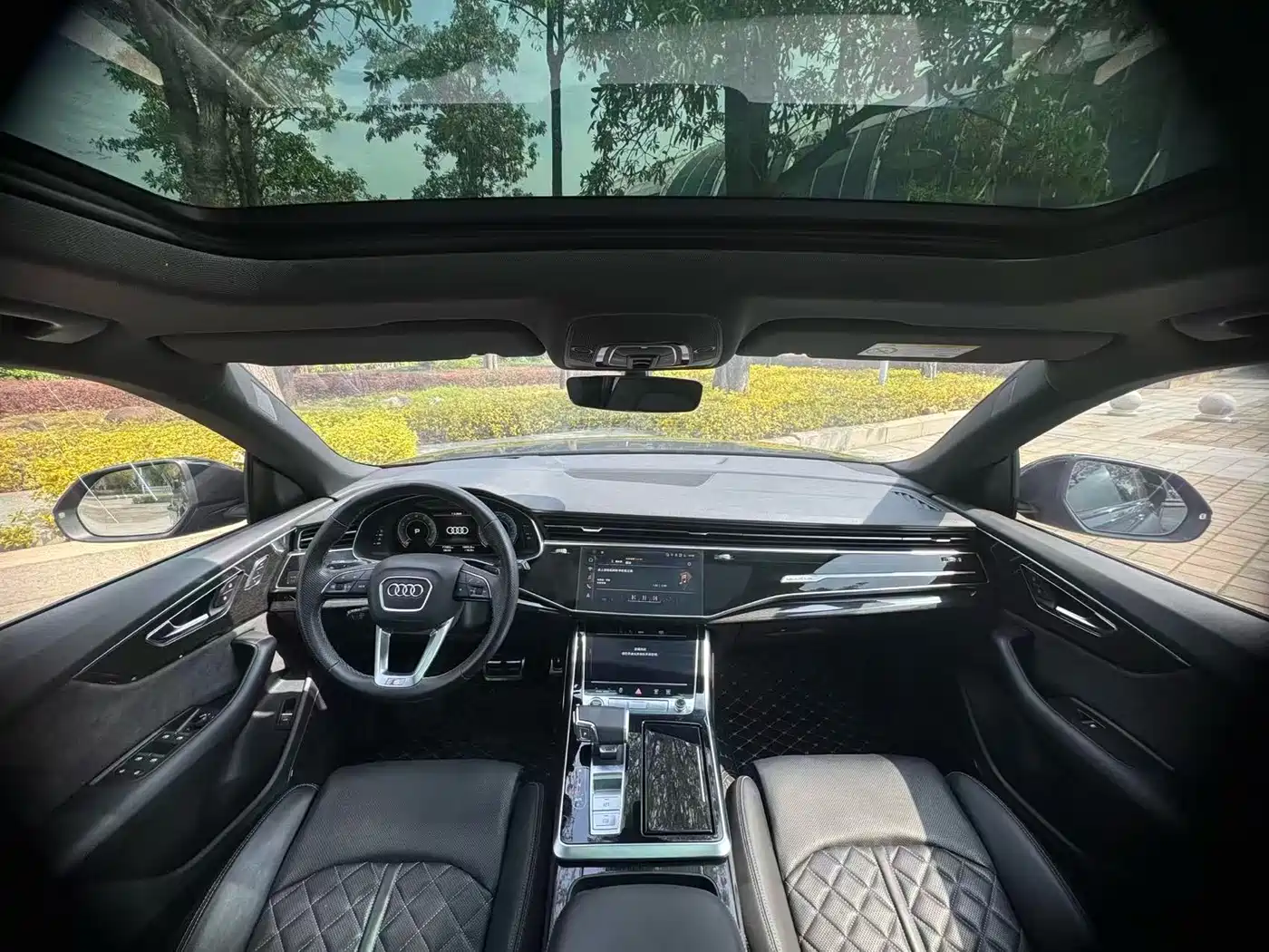 Audi Q8 2022 55 TFSI Premium Selection Dynamic фото 7