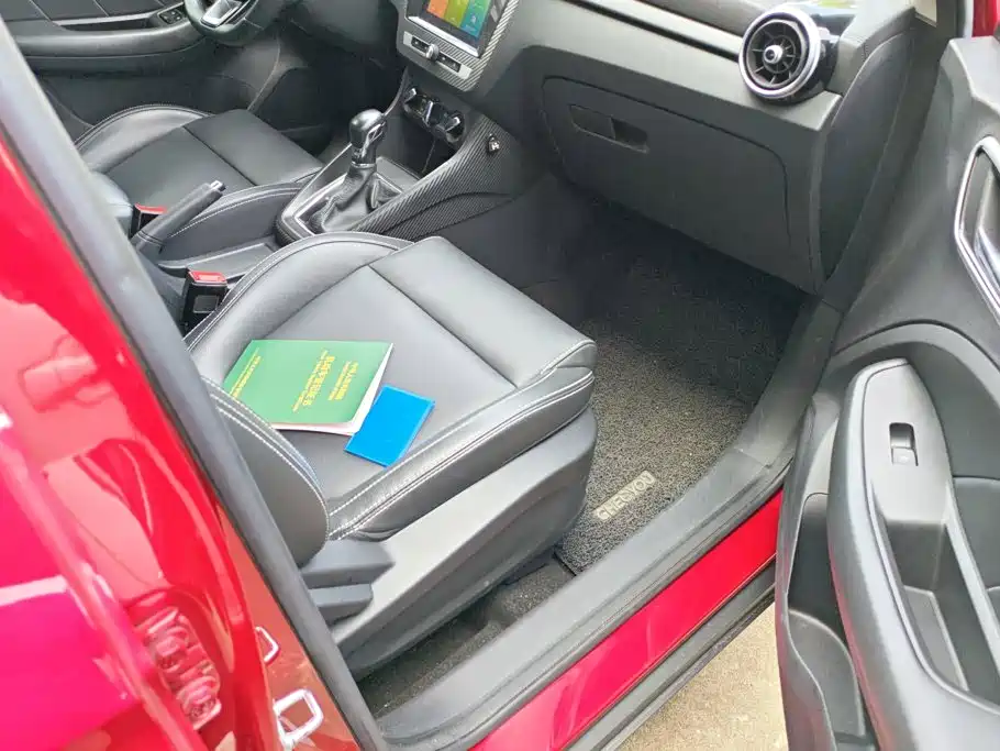 Photo 8 - MG ZS