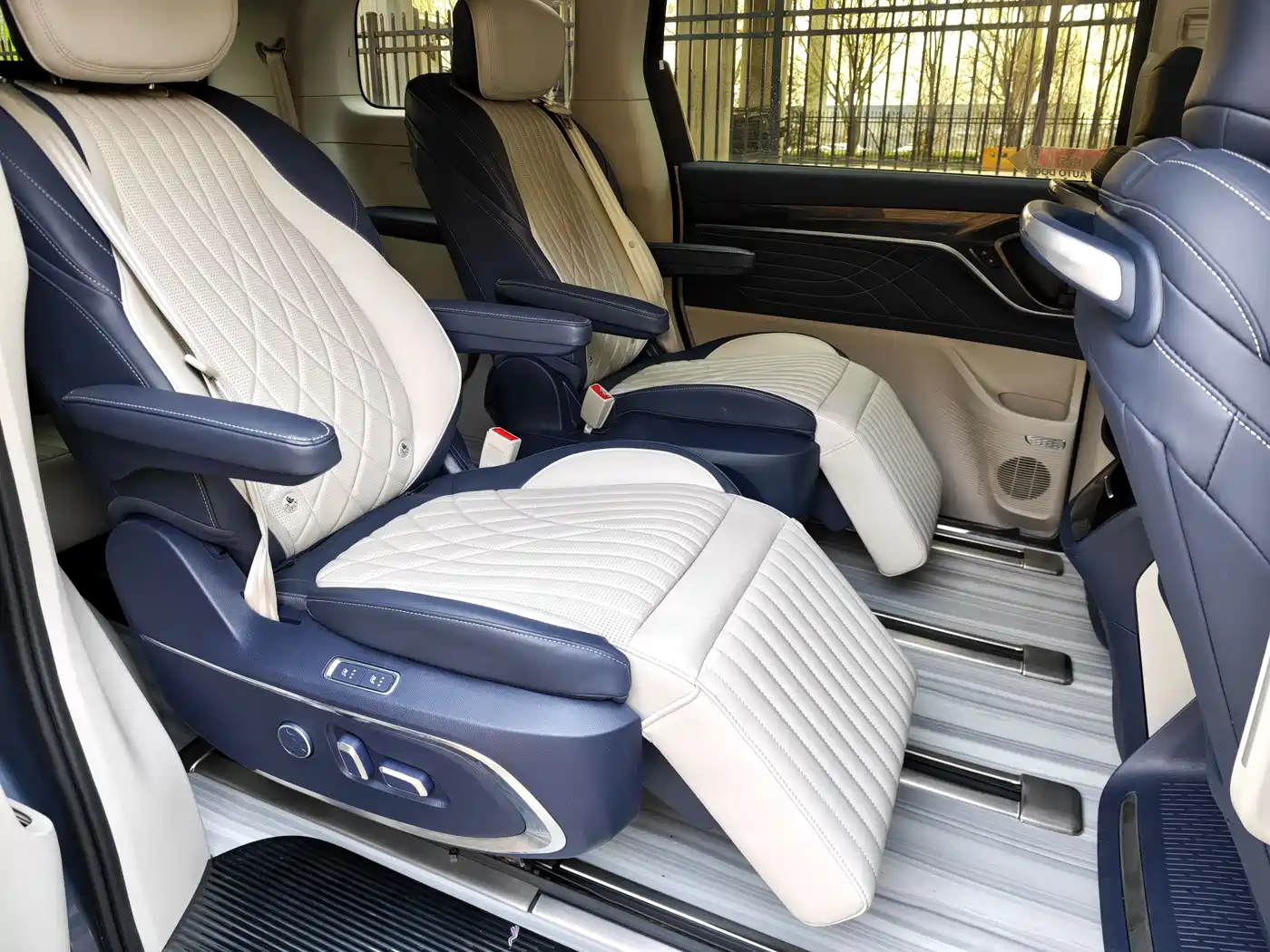 SAIC MAXUS CHASE G90