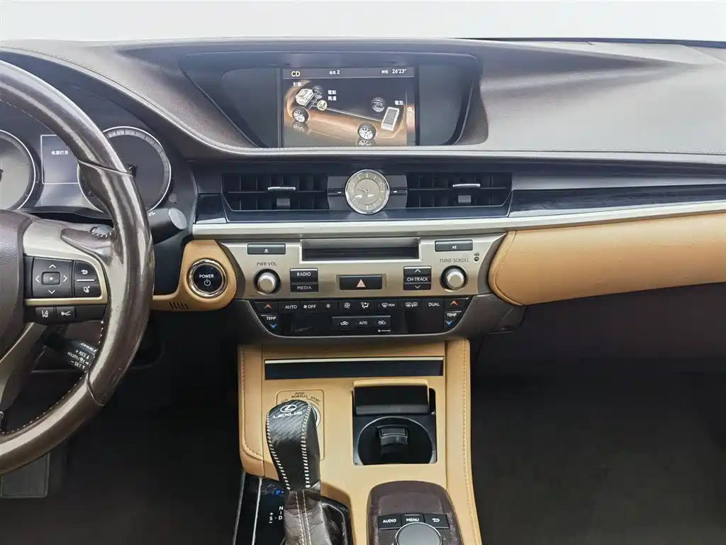 Lexus ES 2015 300h Comfort Edition фото 12