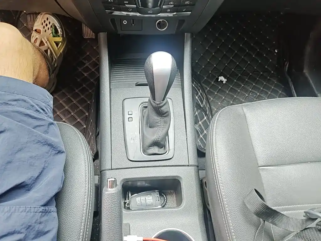 BAIC Senova X65 2019 2015 2.0T Automatic Elite