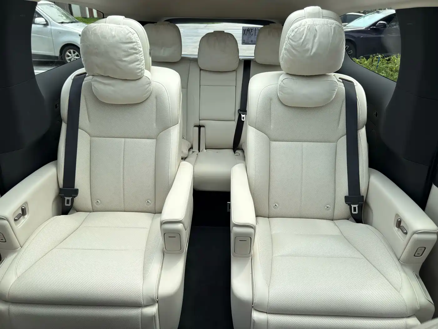 Li Auto MEGA 2026 2025 Model Home Family Special Edition