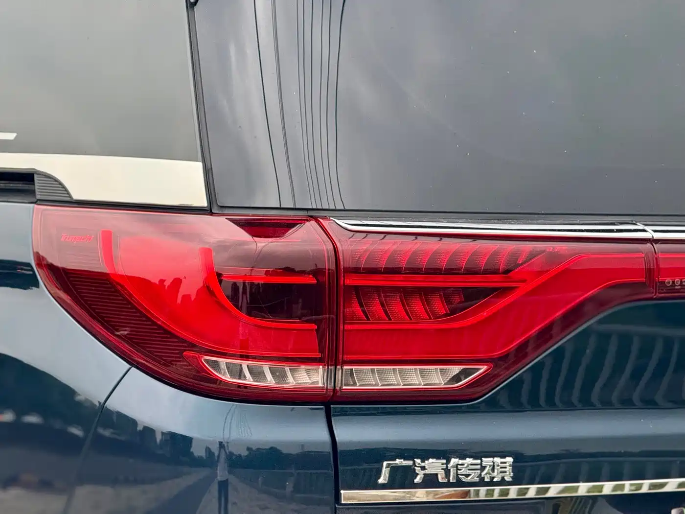 GAC Trumpchi Trumpchi M8 2018 320T Flagship Edition фото 10