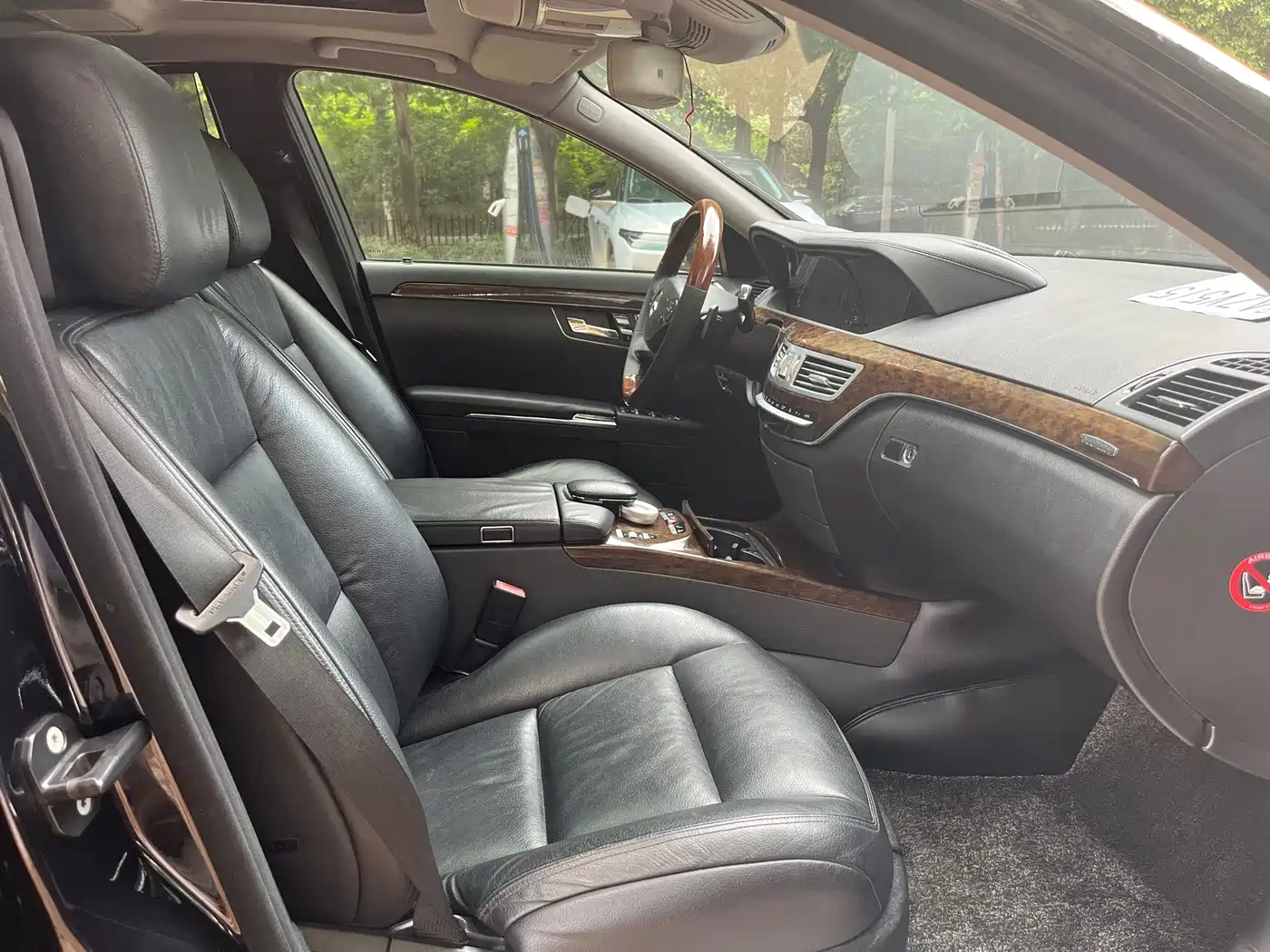 Фото 11 - Mercedes-Benz S-Class