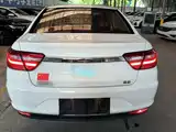 Фото 6 - Geely Vision