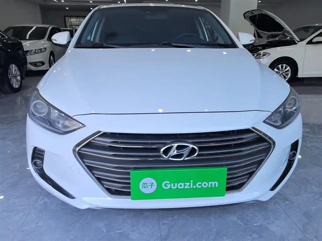 Hyundai Elantra 2018 1.4T DCT Dynamic·Vitality Model фото 19