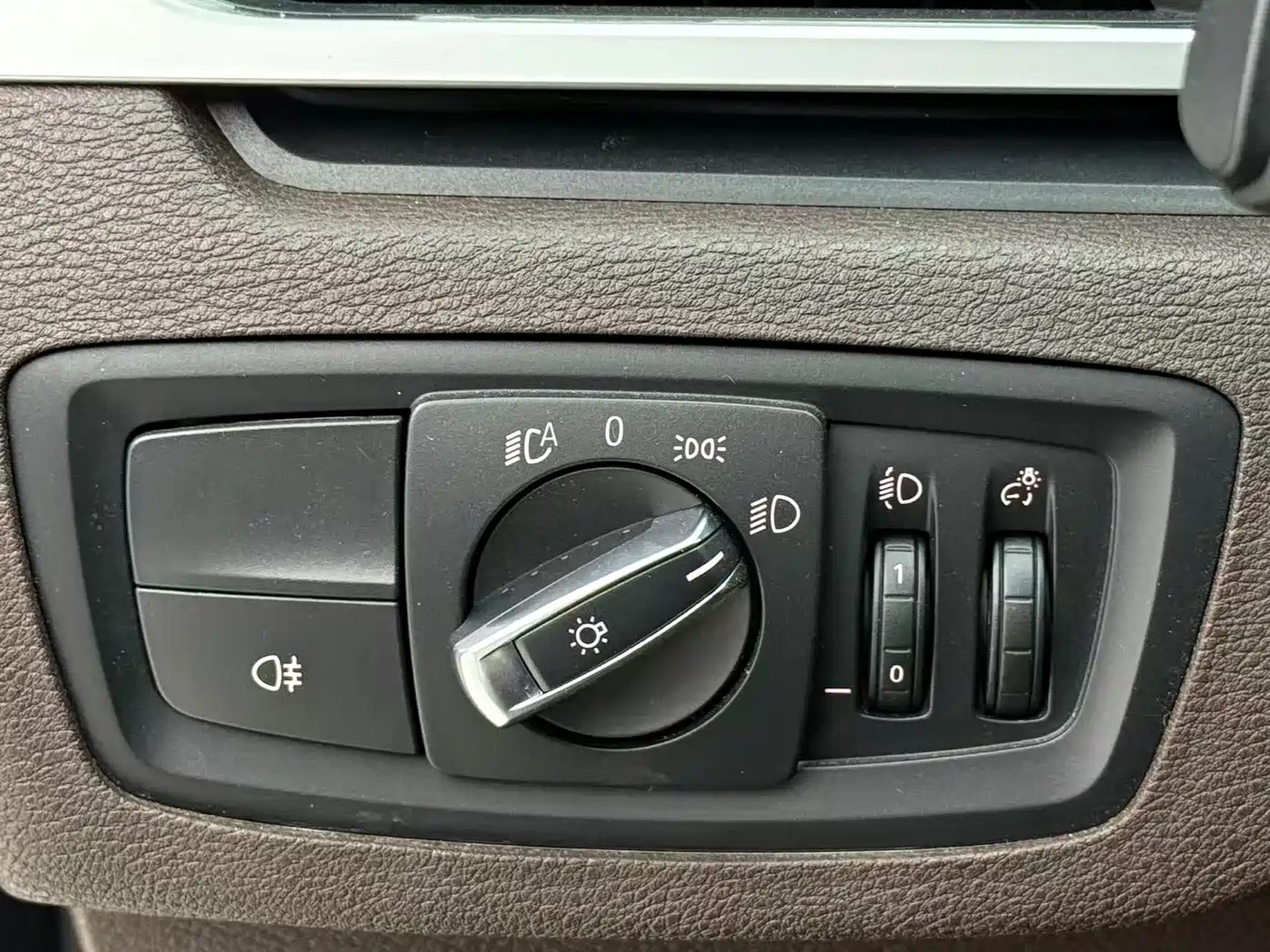 BMW X1 2022 sDrive20Li Fashion фото 13