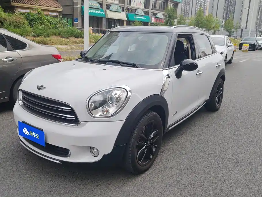 Фото 1 - MINI COUNTRYMAN