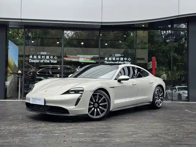 Porsche Taycan Taycan