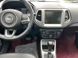 Фото 12 - Jeep Compass