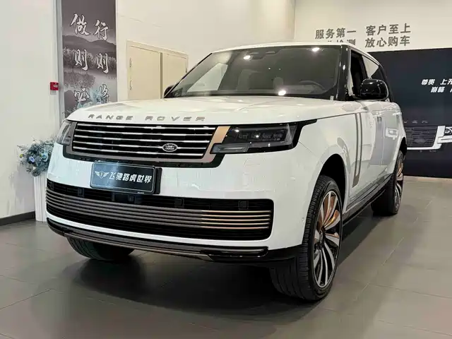 Land Rover Range Rover 3.0 L6 400PS, Shengshi LWB