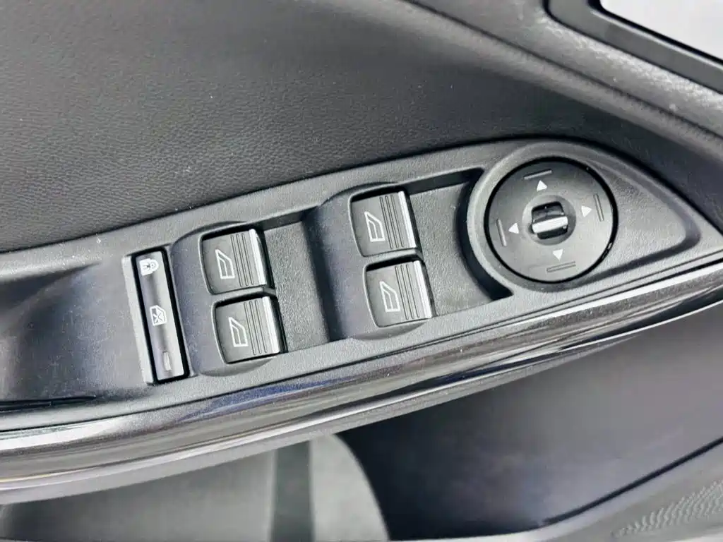 Photo 18 - Ford Focus