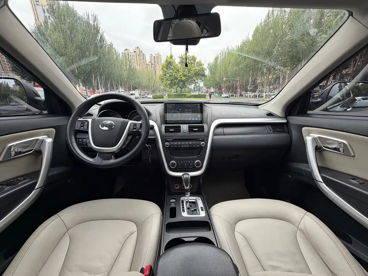 Besturn X80 2013 2013 2.0L Automatic Luxury Type