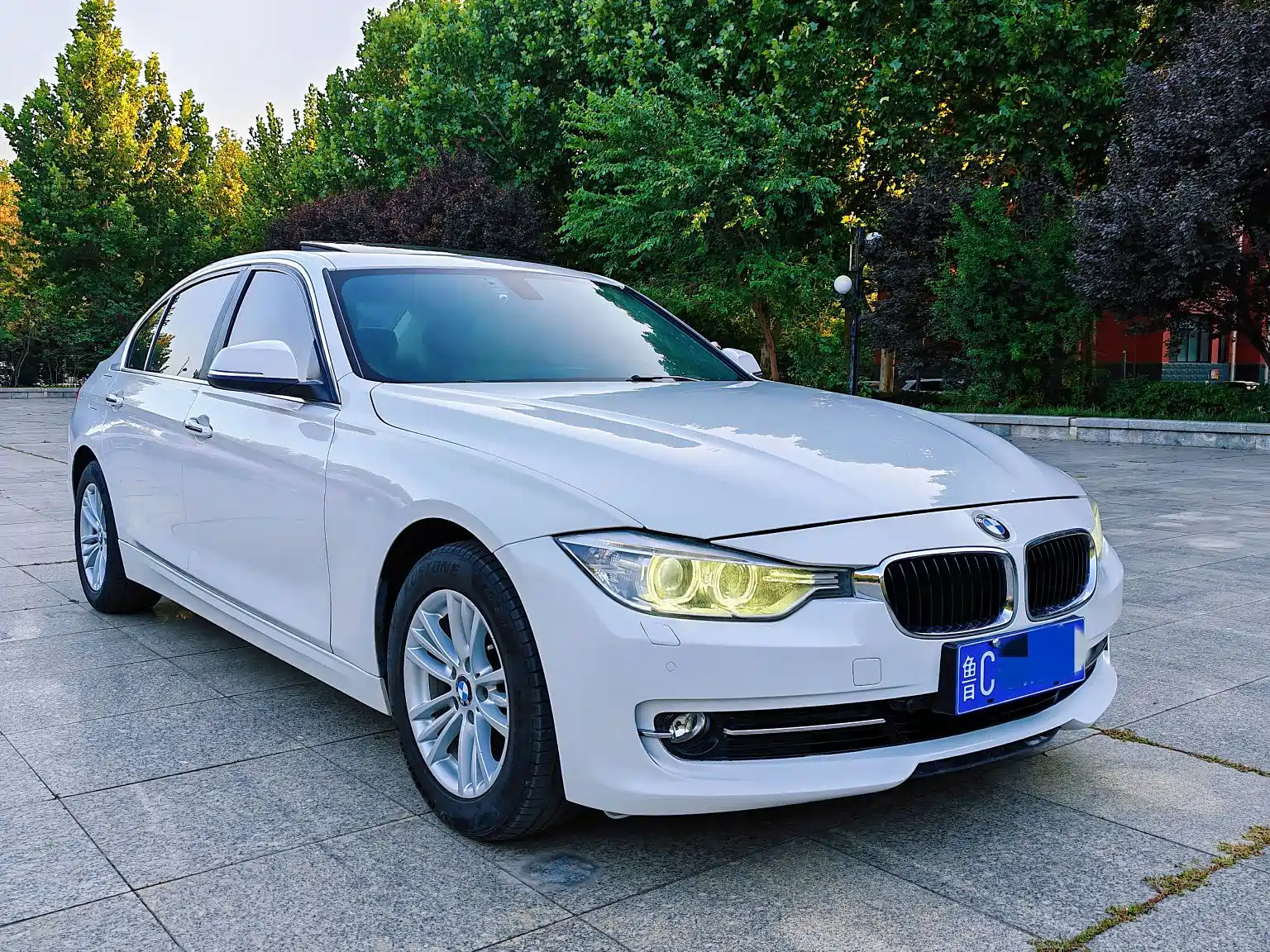 صورة 9 - BMW 3 Series