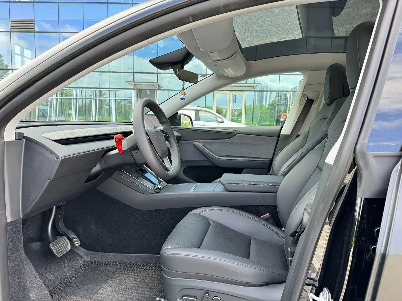 Tesla Model Y 2026 2026 Long Range Rear-Wheel Drive
