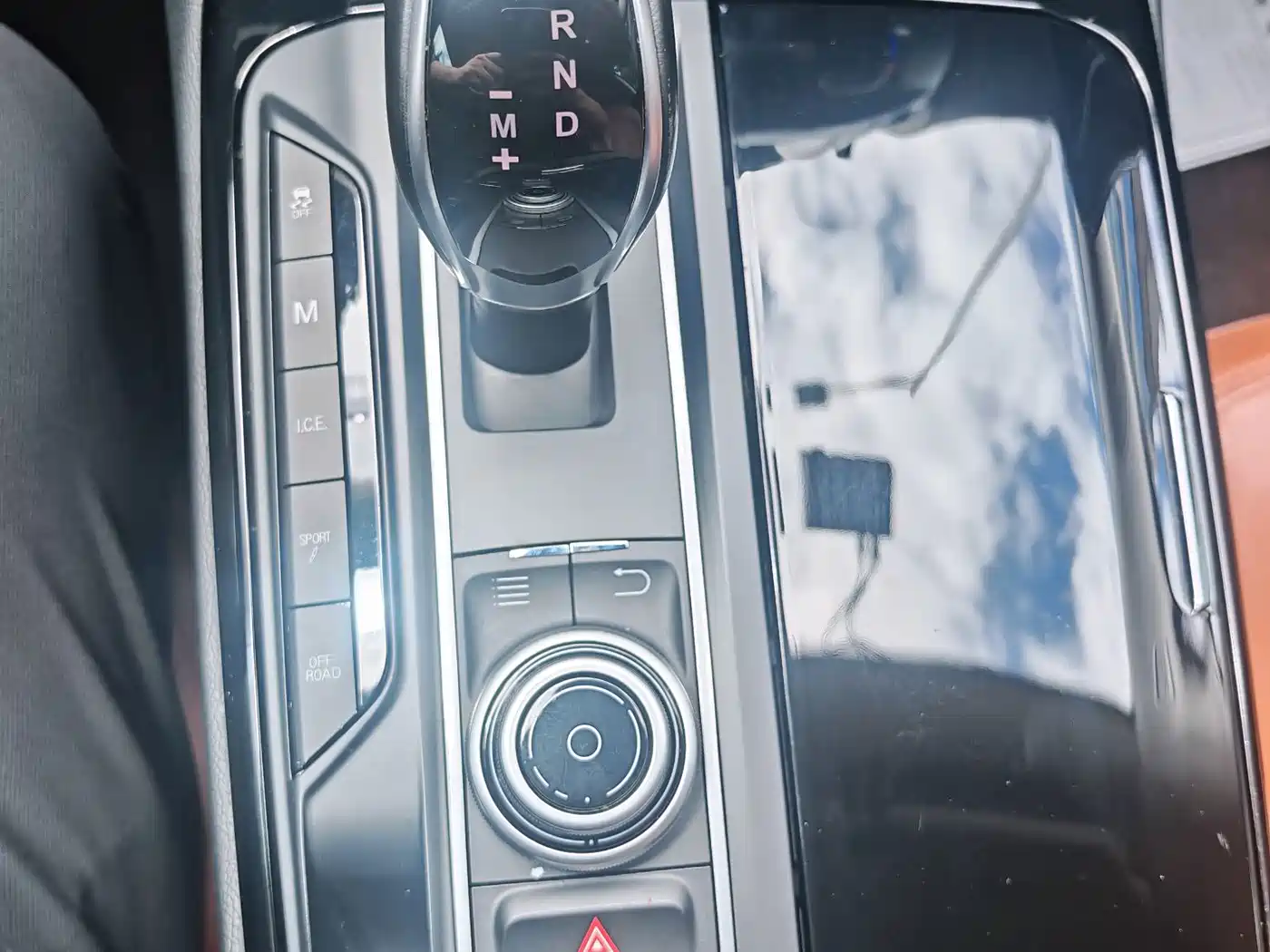 صورة 14 - Maserati Levante