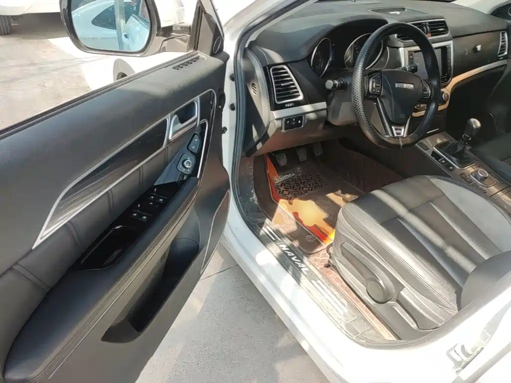 Haval H6 Coupe 2016 2016 Blue Label 1.5T Manual 2WD Urban