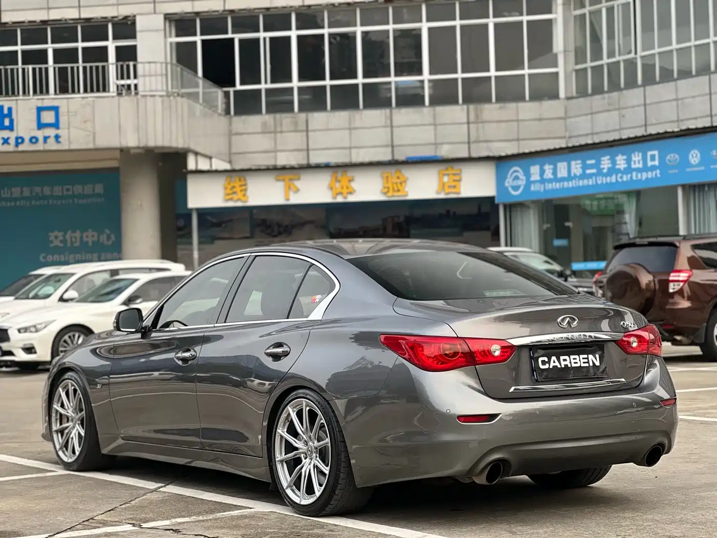 Infiniti Q50 2014 3.7L Luxury Sport фото 6