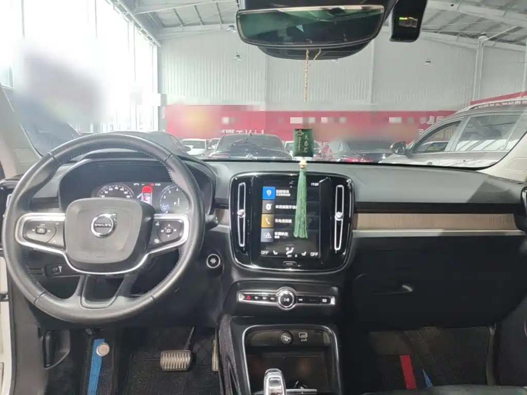 Volvo XC40 2021 2021 T4 AWD Smart Luxury Edition