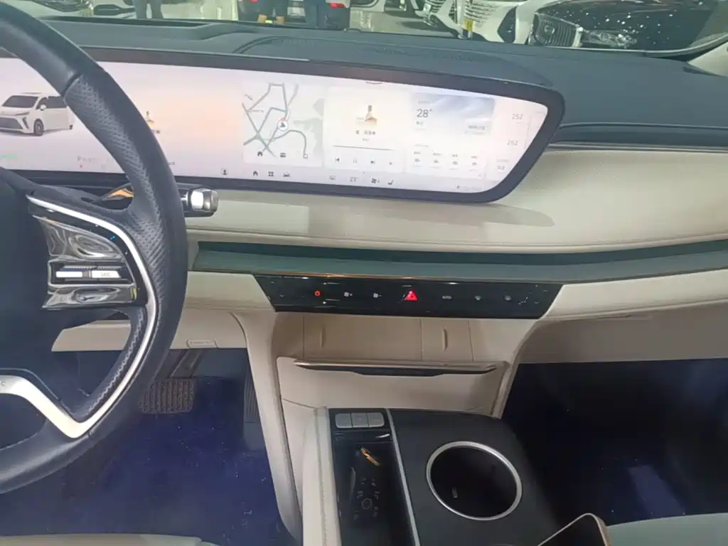 Buick GL8 New Energy 2024 2024 Landglory Luxury Edition 7-Seater