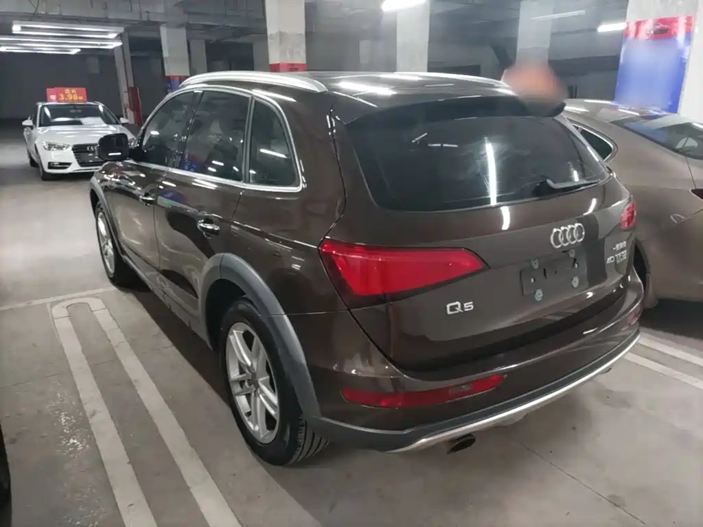 Audi Q5 2018 2017 Plus 40 TFSI Technology
