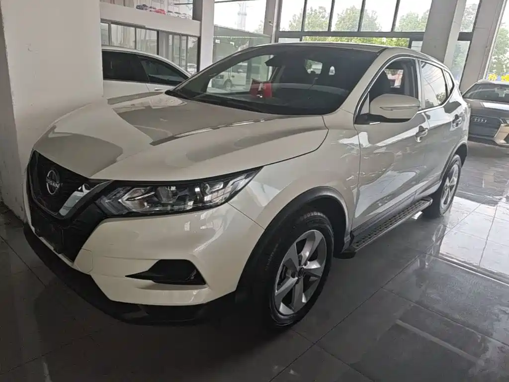 Nissan Qashqai 2024 2023 Model Classic 2.0L CVT XV Comfort
