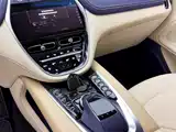 Фото 20 - Aston Martin DBX