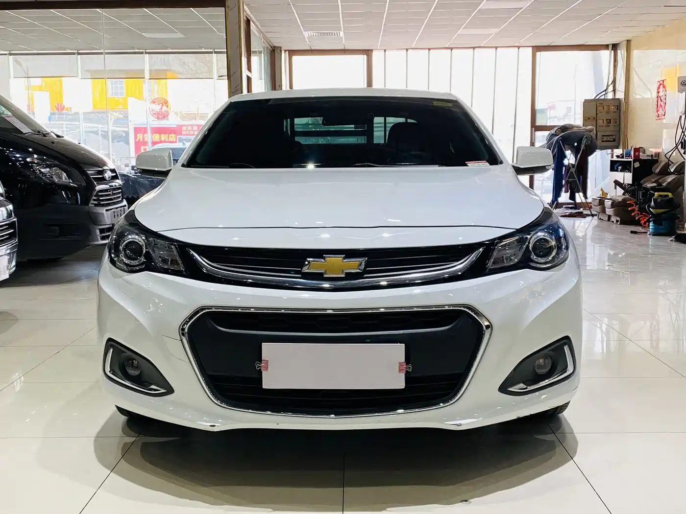 Chevrolet Malibu 2017 1.5T Automatic Luxury Edition фото 2
