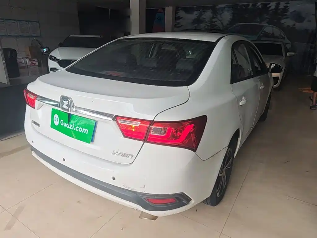 Фото 7 - Zotye Z360