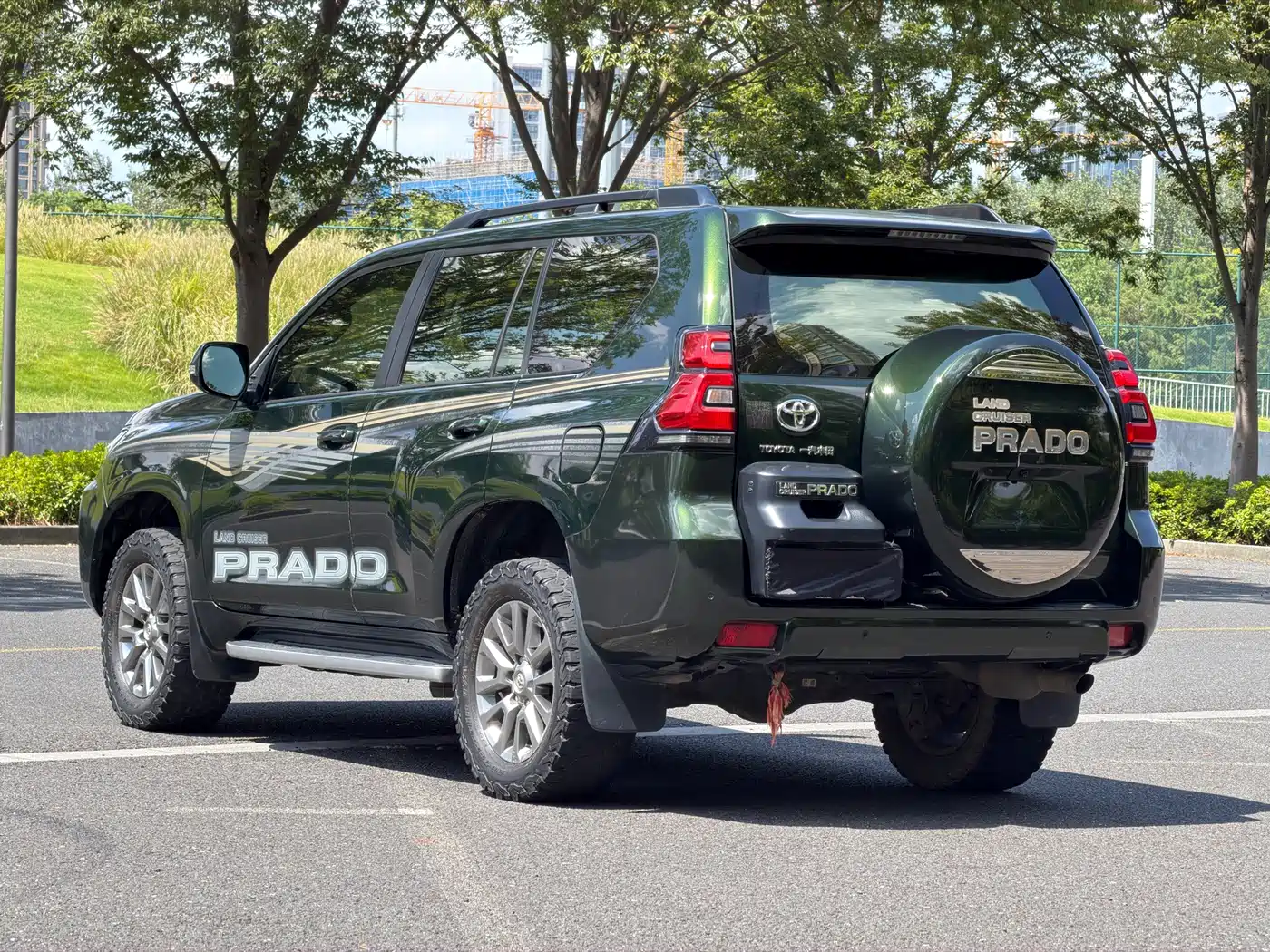 Toyota Prado 2019 2019 3.5L Automatic TX-L Zunxiang Edition with Rear-mounted Spare Tire