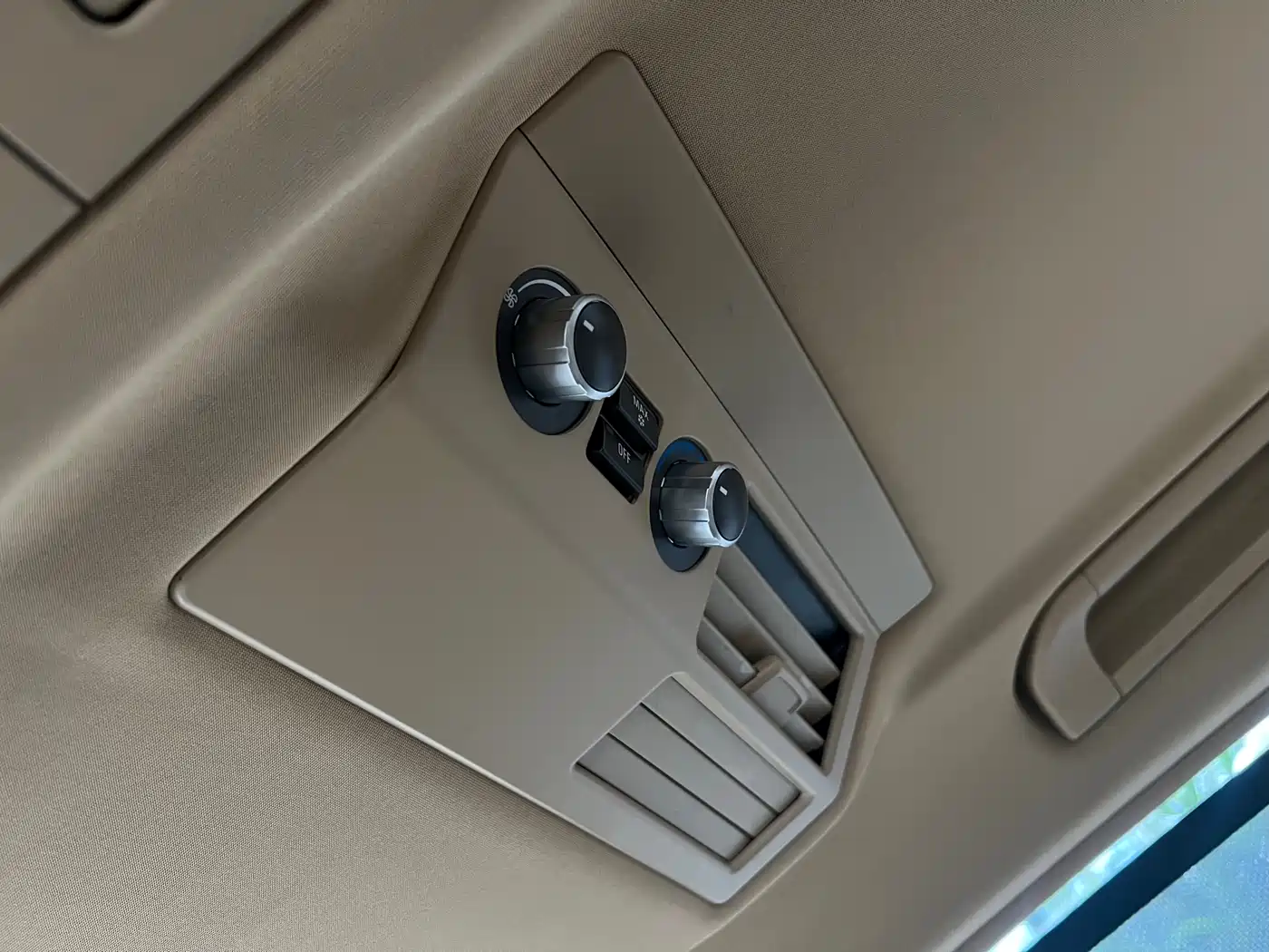 BMW 7 Series 2005 Model 730Li фото 26