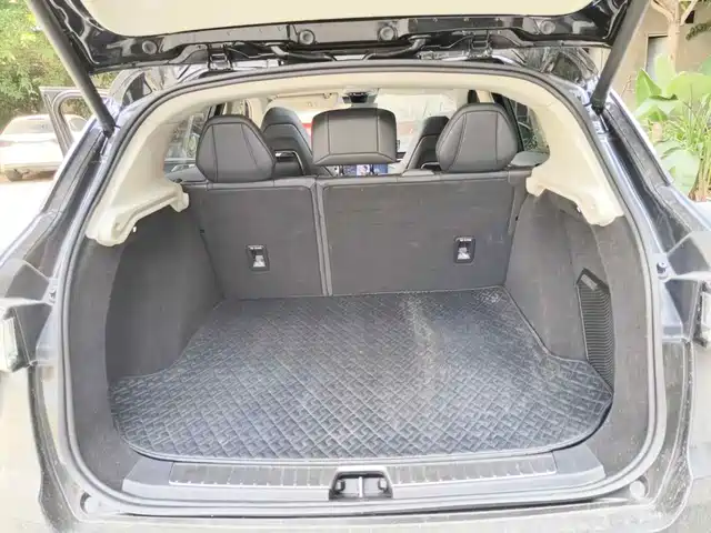 Lynk & Co 01 2021 2.0TD 2WD Pro — фото 5