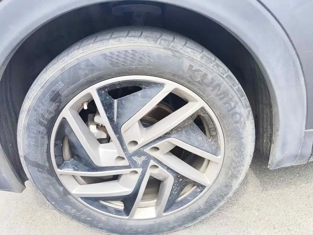Фото 7 - Nezha Auto Neta U