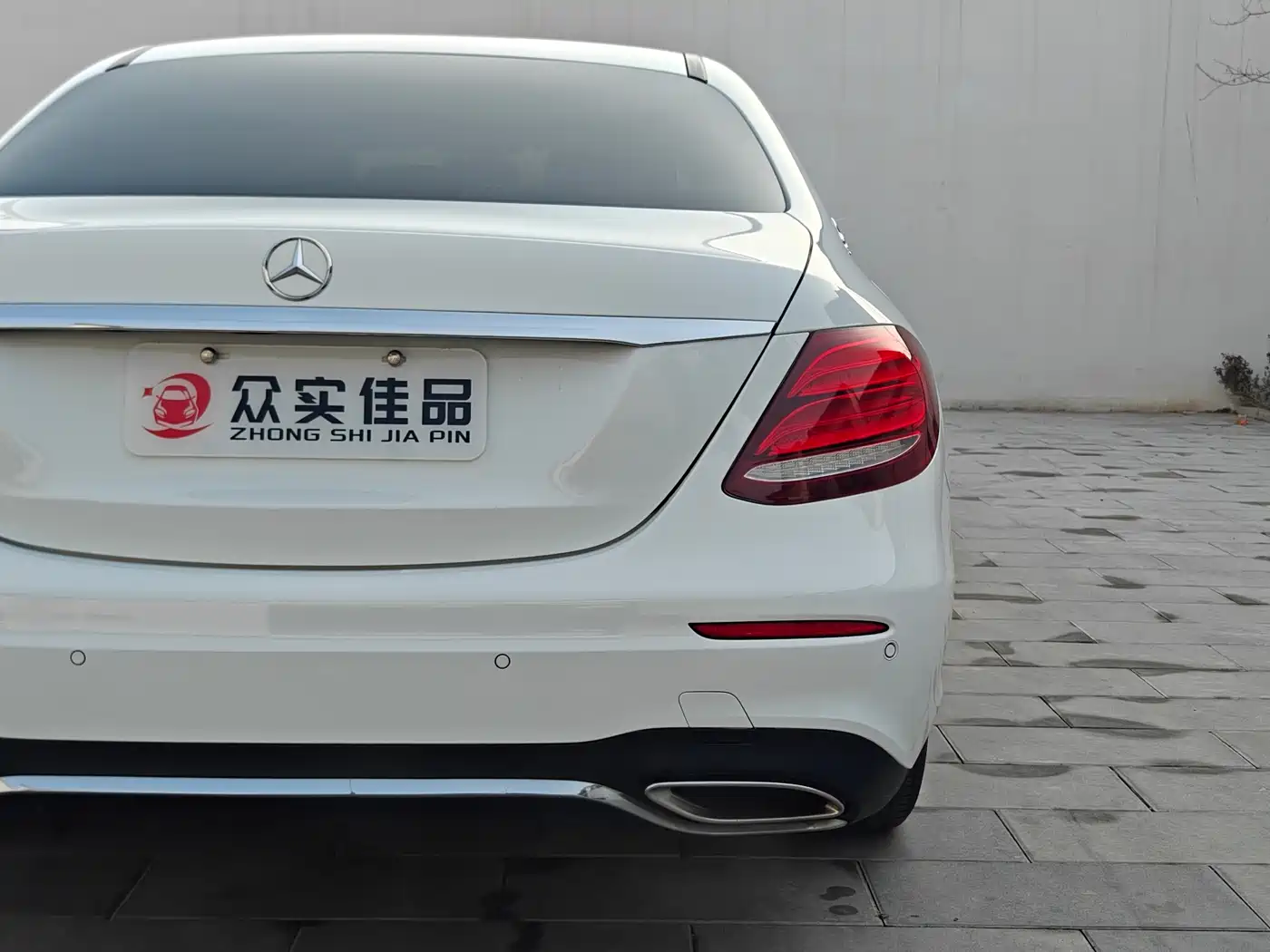 Mercedes-Benz E-Class 2016 E 200 L Sport Type фото 26