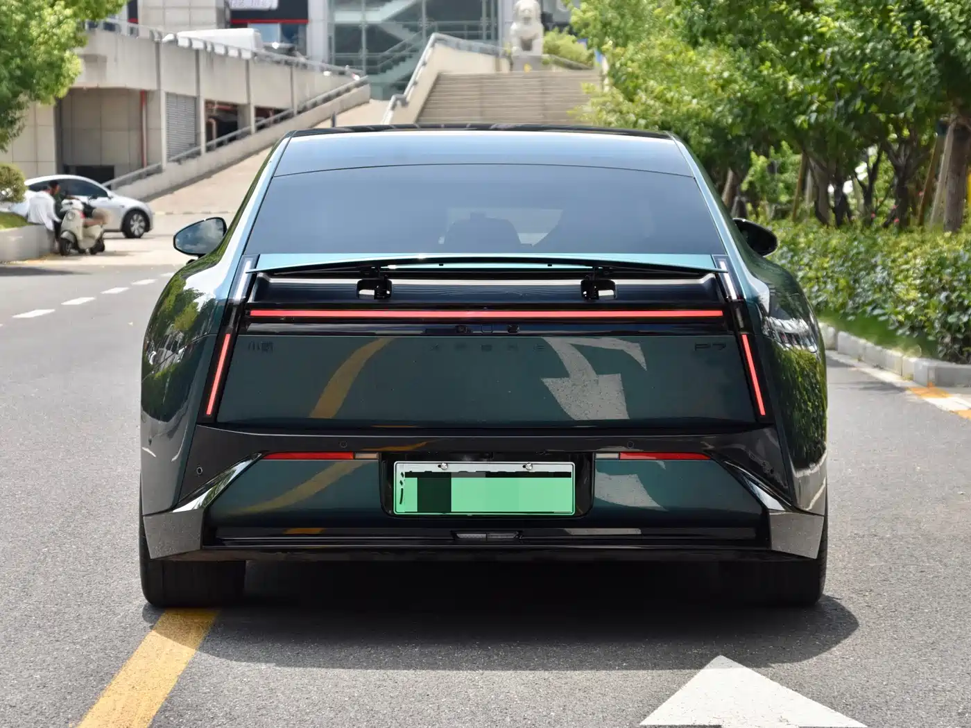 2025 XPeng P7
