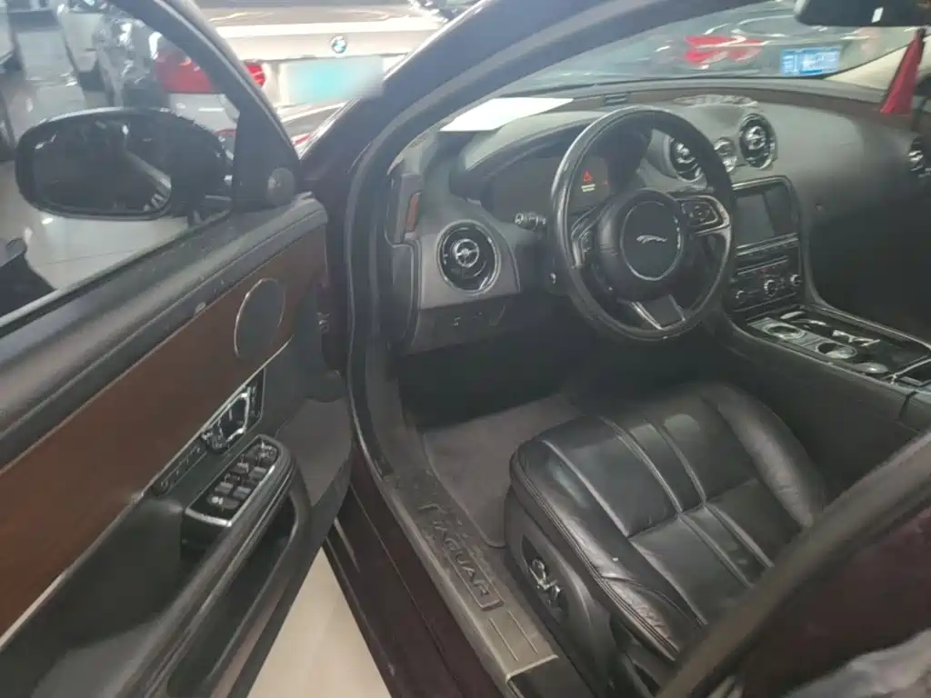 Jaguar XJ 2017 2016 XJL 3.0 SC 2WD Elegance Business Edition