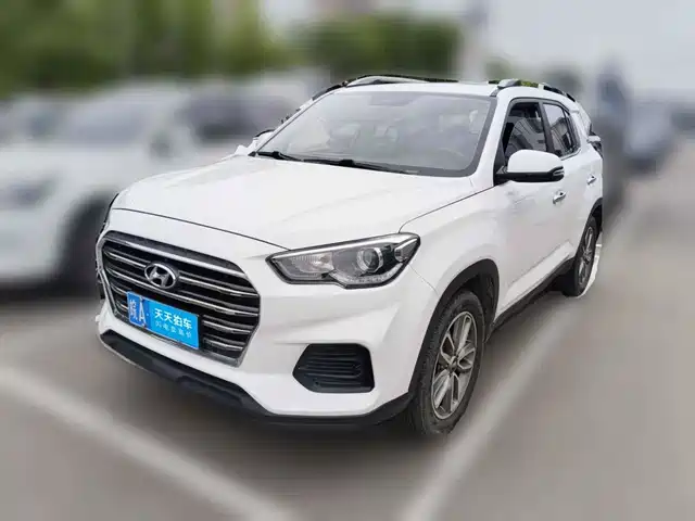 Hyundai Beijing Hyundai ix35 2020 2.0L Automatic 2WD Zhiyong·Changxiang Edition — фото 1