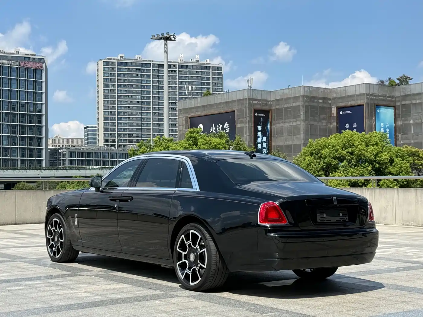 Rolls-Royce Ghost 2013 2012 6.6T Extended Version