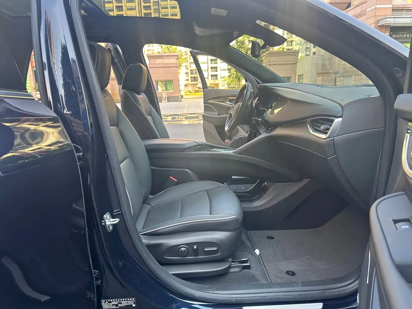 Buick Enclave 2022 652T AWD Premium Flagship 6-Seater фото 21