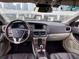 Photo 5 - Volvo V40