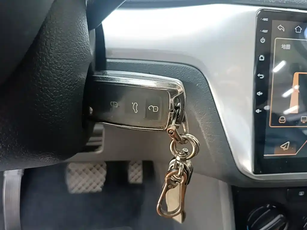 Фото 9 - Volkswagen Lavida