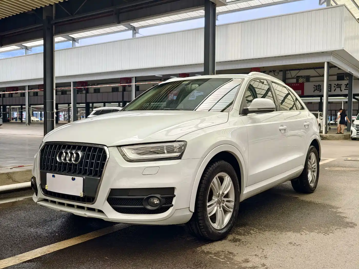 Фото 1 - Audi Q3