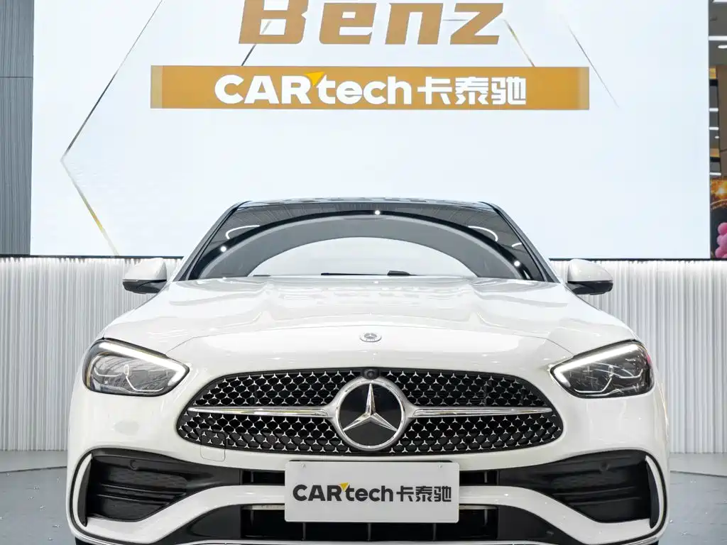 Фото 1 - Mercedes-Benz C-Class
