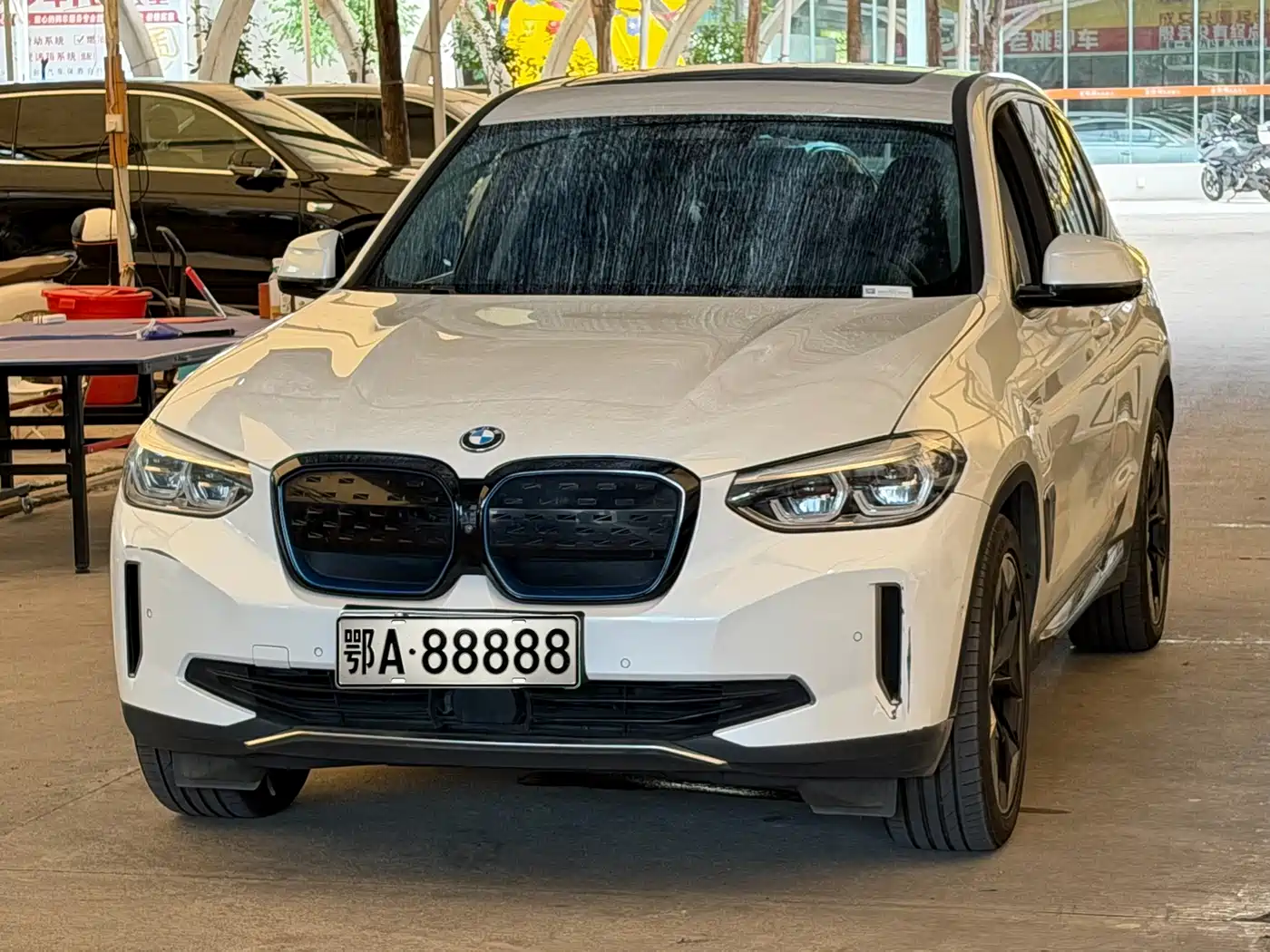 BMW iX3 2021
