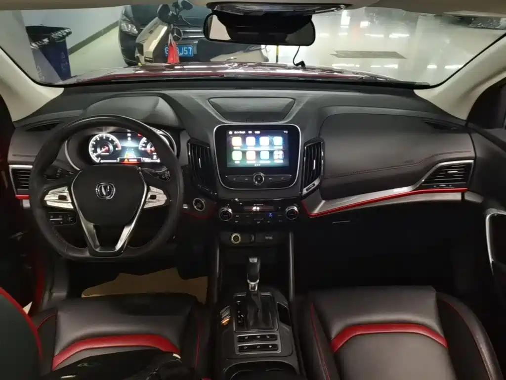 Фото 10 - Changan CS55