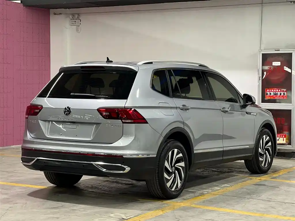 Volkswagen Tiguan L 2023 280TSI 2WD Trend Limited Edition фото 5