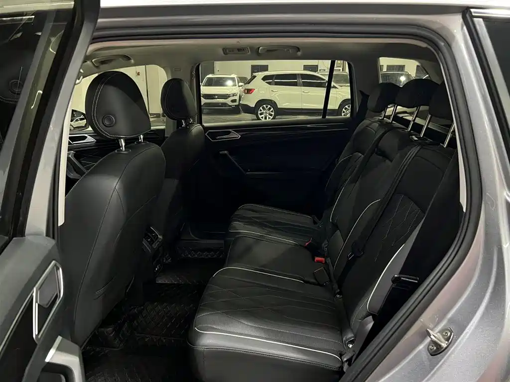 Volkswagen Tiguan L 2023 280TSI 2WD Trend Limited Edition фото 11