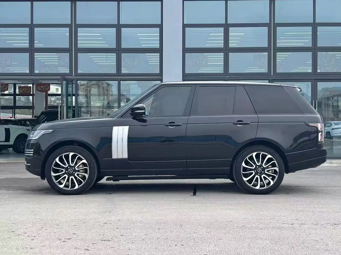 Land Rover Range Rover 2015 3.0 TDV6 Vogue фото 7