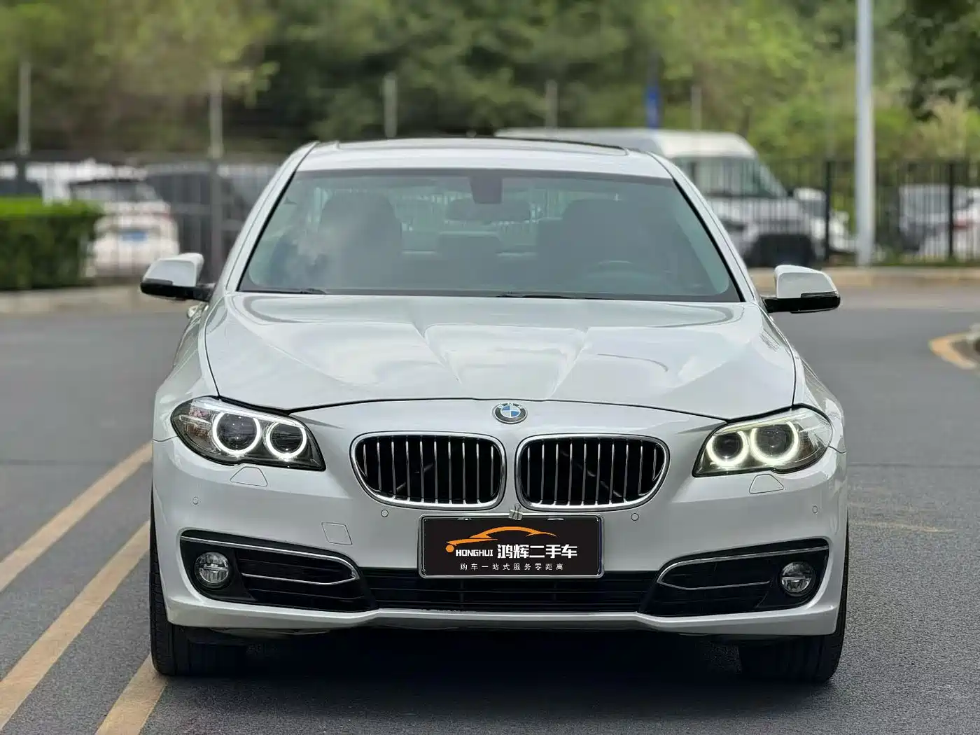 BMW 5 Series 2014 525Li Luxury Design Package фото 2