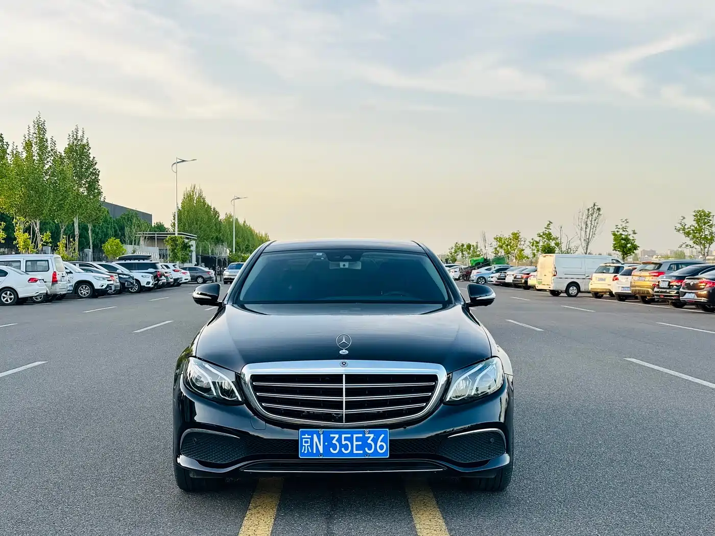 Mercedes-Benz E-Class 2017 E 300 L Luxury фото 2